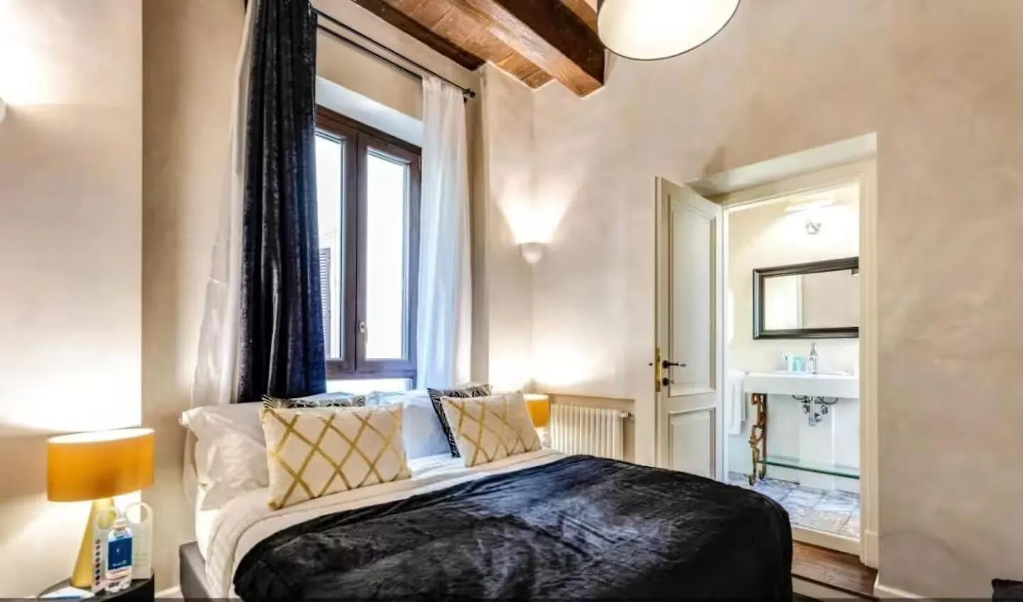 Spanish Steps Boutique Apartment Rzym 0*,